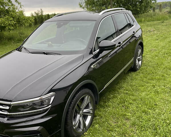 Черный Фольксваген Тигуан, объемом двигателя 1.98 л и пробегом 215 тыс. км за 26855 $, фото 19 на Automoto.ua