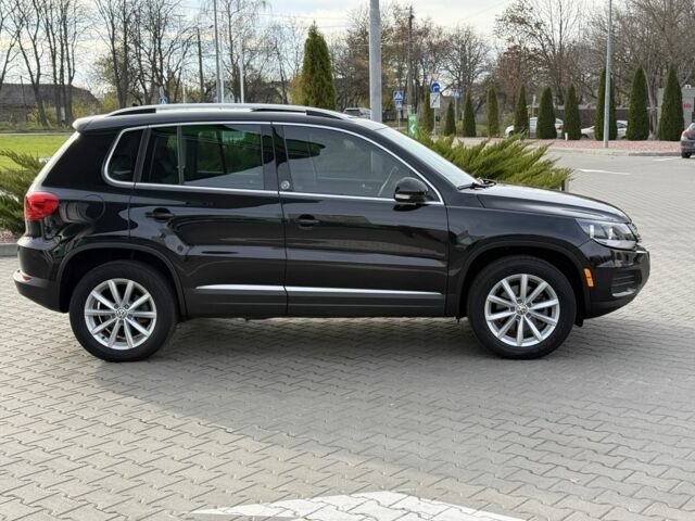 Чорний Фольксваген Тігуан, об'ємом двигуна 2 л та пробігом 104 тис. км за 14800 $, фото 3 на Automoto.ua