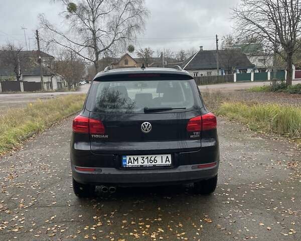 Черный Фольксваген Тигуан, объемом двигателя 1.98 л и пробегом 109 тыс. км за 12900 $, фото 4 на Automoto.ua