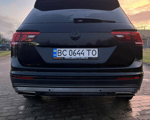 Черный Фольксваген Тигуан, объемом двигателя 1.98 л и пробегом 132 тыс. км за 18500 $, фото 3 на Automoto.ua