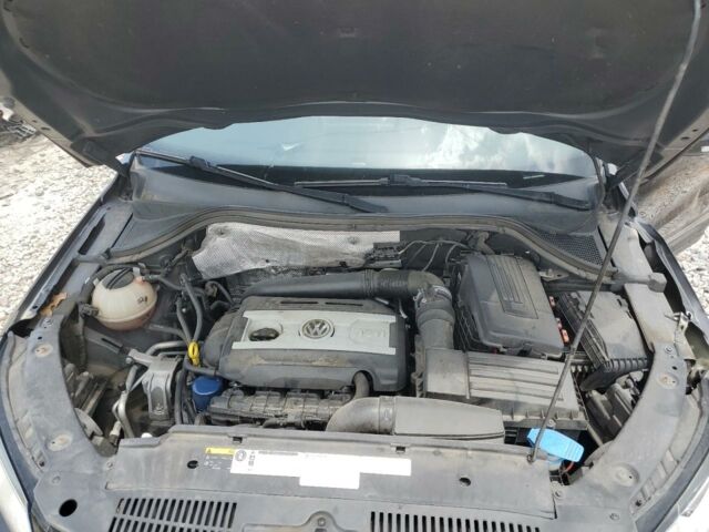 Черный Фольксваген Тигуан, объемом двигателя 2 л и пробегом 148 тыс. км за 9800 $, фото 10 на Automoto.ua