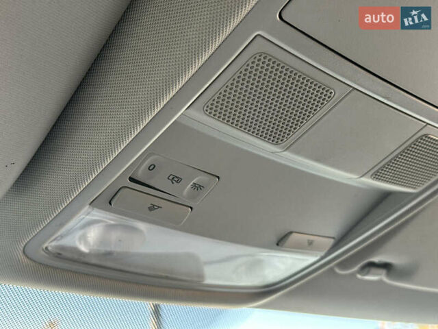 Черный Фольксваген Тигуан, объемом двигателя 2 л и пробегом 100 тыс. км за 14200 $, фото 69 на Automoto.ua