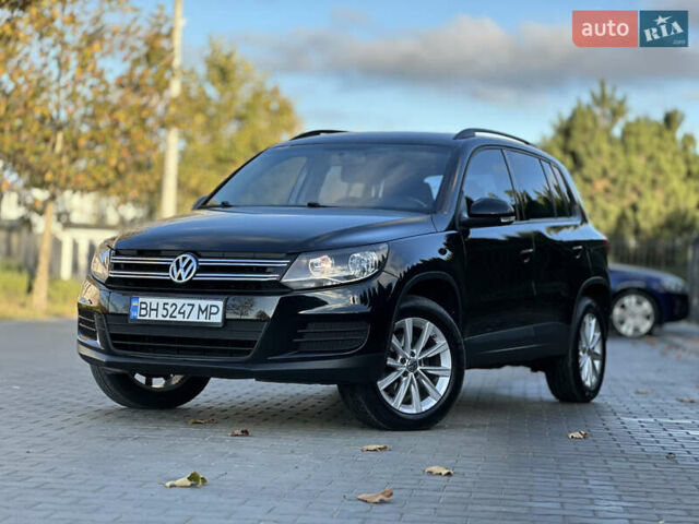 Черный Фольксваген Тигуан, объемом двигателя 2 л и пробегом 100 тыс. км за 14200 $, фото 5 на Automoto.ua