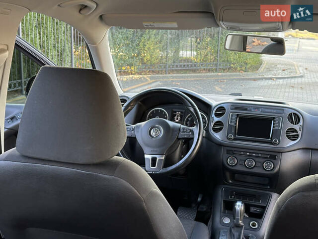 Черный Фольксваген Тигуан, объемом двигателя 2 л и пробегом 100 тыс. км за 14200 $, фото 31 на Automoto.ua