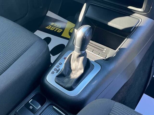 Чорний Фольксваген Тігуан, об'ємом двигуна 2 л та пробігом 142 тис. км за 12200 $, фото 15 на Automoto.ua