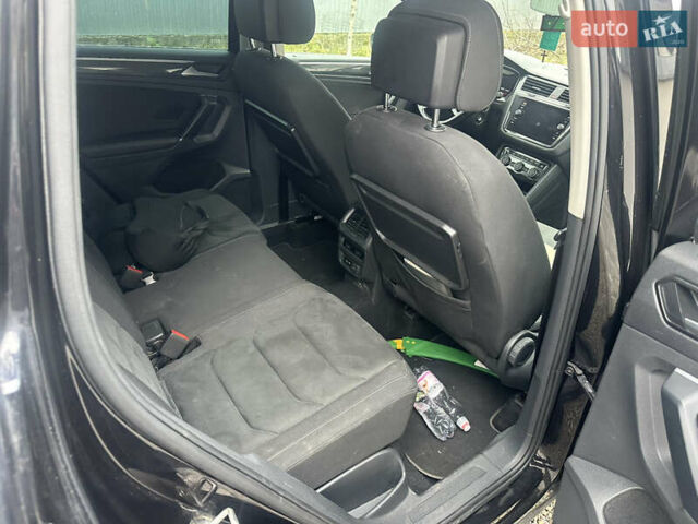 Черный Фольксваген Тигуан, объемом двигателя 1.97 л и пробегом 235 тыс. км за 21000 $, фото 8 на Automoto.ua