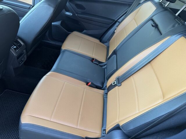 Черный Фольксваген Тигуан, объемом двигателя 2 л и пробегом 173 тыс. км за 16400 $, фото 11 на Automoto.ua