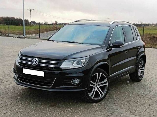 Чорний Фольксваген Тігуан, об'ємом двигуна 2 л та пробігом 82 тис. км за 10300 $, фото 6 на Automoto.ua