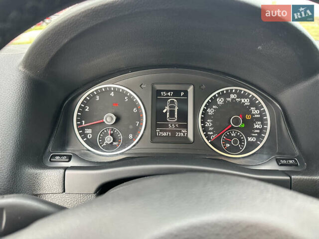 Черный Фольксваген Тигуан, объемом двигателя 2 л и пробегом 175 тыс. км за 12333 $, фото 45 на Automoto.ua