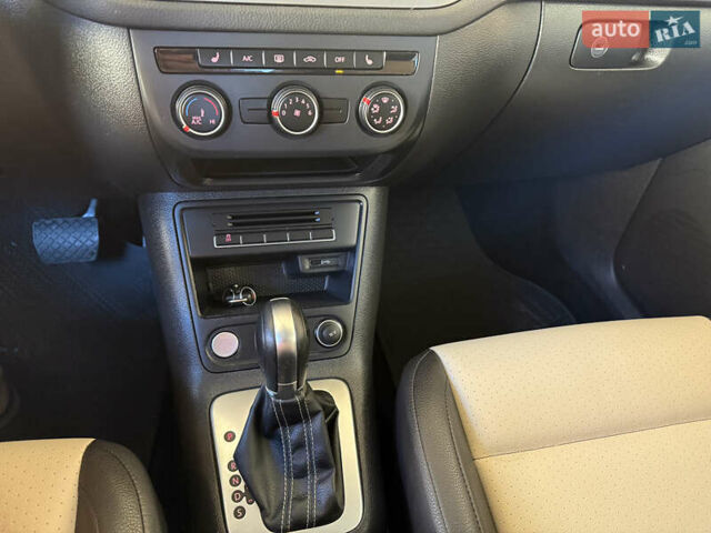 Черный Фольксваген Тигуан, объемом двигателя 1.98 л и пробегом 161 тыс. км за 14300 $, фото 9 на Automoto.ua