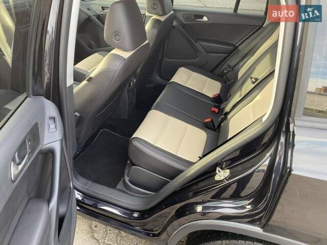 Черный Фольксваген Тигуан, объемом двигателя 2 л и пробегом 188 тыс. км за 14500 $, фото 13 на Automoto.ua