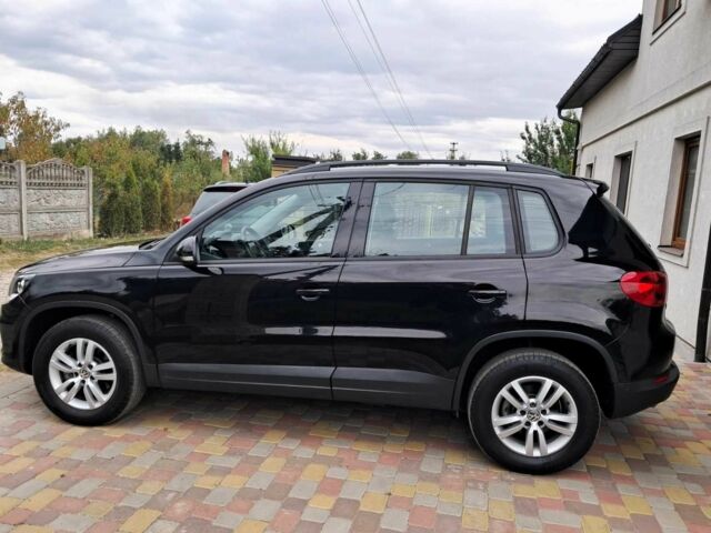 Черный Фольксваген Тигуан, объемом двигателя 2 л и пробегом 143 тыс. км за 12999 $, фото 1 на Automoto.ua