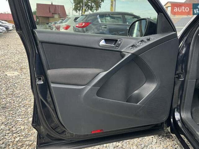 Черный Фольксваген Тигуан, объемом двигателя 1.98 л и пробегом 142 тыс. км за 12200 $, фото 9 на Automoto.ua