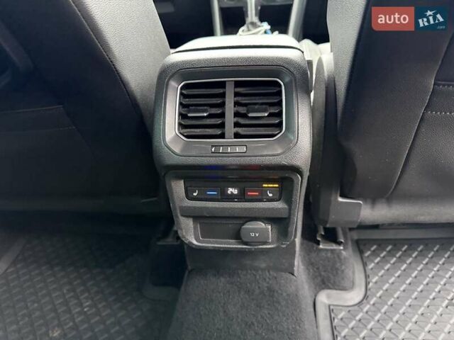 Чорний Фольксваген Тігуан, об'ємом двигуна 1.98 л та пробігом 150 тис. км за 30000 $, фото 11 на Automoto.ua