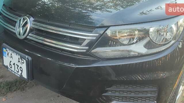 Черный Фольксваген Тигуан, объемом двигателя 1.98 л и пробегом 66 тыс. км за 16500 $, фото 2 на Automoto.ua