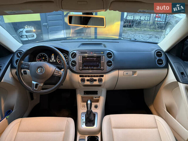 Черный Фольксваген Тигуан, объемом двигателя 2 л и пробегом 185 тыс. км за 13999 $, фото 4 на Automoto.ua