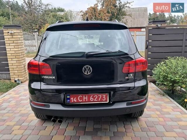 Чорний Фольксваген Тігуан, об'ємом двигуна 1.98 л та пробігом 143 тис. км за 12999 $, фото 3 на Automoto.ua