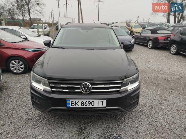 Черный Фольксваген Тигуан, объемом двигателя 1.98 л и пробегом 293 тыс. км за 12999 $, фото 16 на Automoto.ua