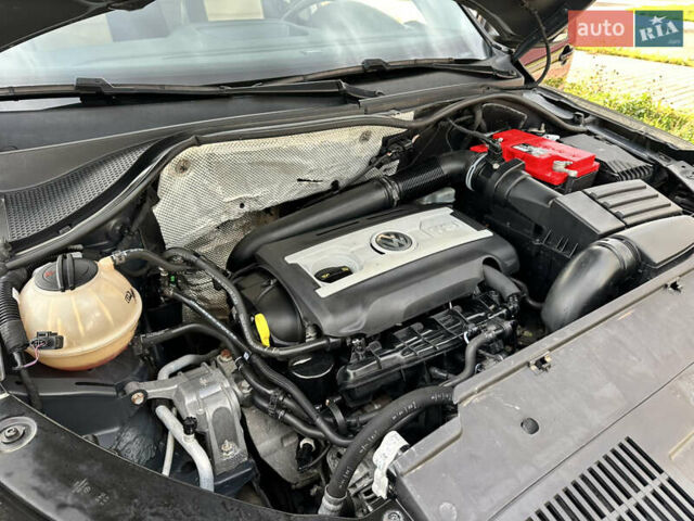 Черный Фольксваген Тигуан, объемом двигателя 2 л и пробегом 175 тыс. км за 12333 $, фото 73 на Automoto.ua