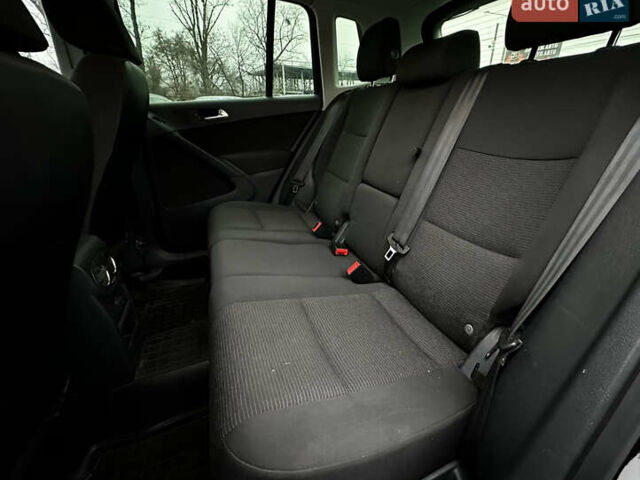 Черный Фольксваген Тигуан, объемом двигателя 1.97 л и пробегом 217 тыс. км за 13200 $, фото 21 на Automoto.ua