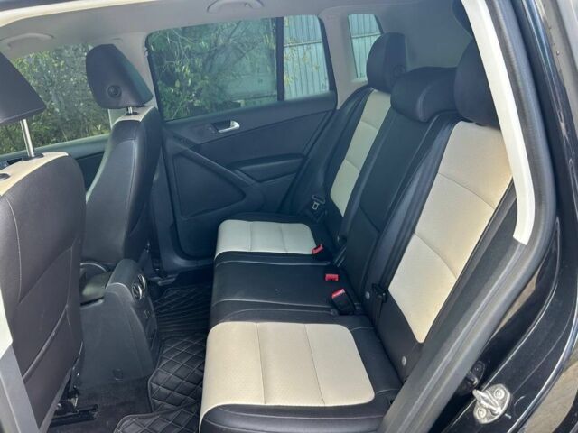 Черный Фольксваген Тигуан, объемом двигателя 2 л и пробегом 145 тыс. км за 12500 $, фото 7 на Automoto.ua