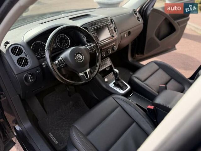 Черный Фольксваген Тигуан, объемом двигателя 1.98 л и пробегом 122 тыс. км за 14900 $, фото 38 на Automoto.ua