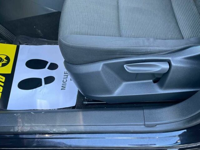 Чорний Фольксваген Тігуан, об'ємом двигуна 2 л та пробігом 142 тис. км за 12200 $, фото 20 на Automoto.ua