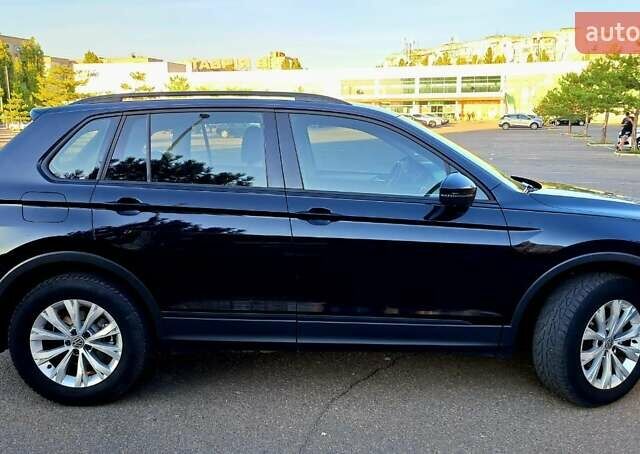 Черный Фольксваген Тигуан, объемом двигателя 1.98 л и пробегом 177 тыс. км за 20500 $, фото 39 на Automoto.ua