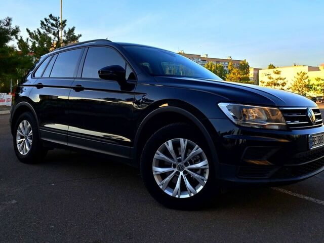 Черный Фольксваген Тигуан, объемом двигателя 2 л и пробегом 177 тыс. км за 20500 $, фото 3 на Automoto.ua