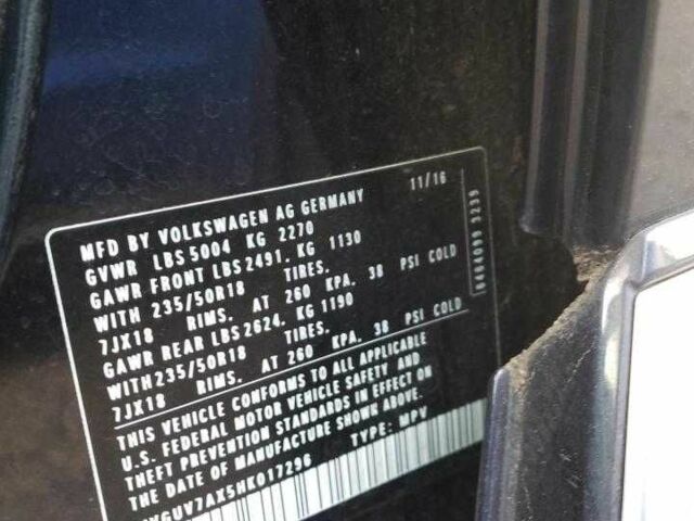 Черный Фольксваген Тигуан, объемом двигателя 2 л и пробегом 118 тыс. км за 2500 $, фото 12 на Automoto.ua