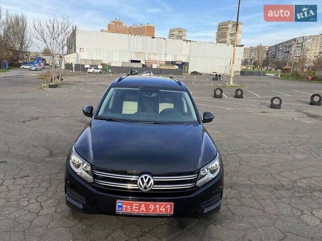 Черный Фольксваген Тигуан, объемом двигателя 2 л и пробегом 188 тыс. км за 14500 $, фото 2 на Automoto.ua