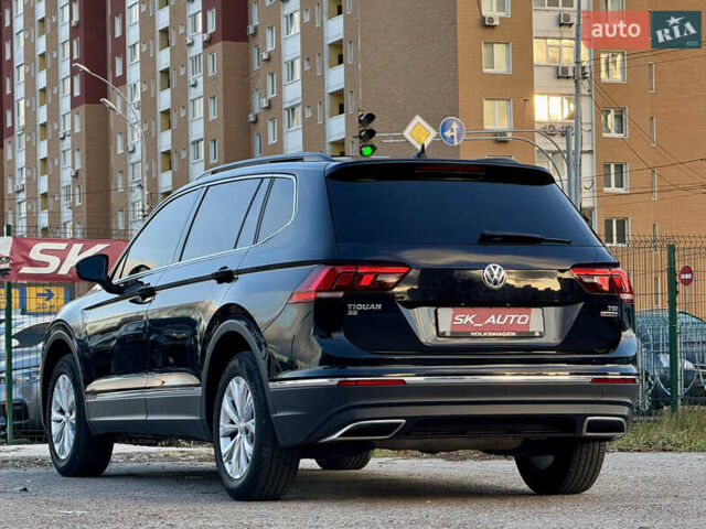 Черный Фольксваген Тигуан, объемом двигателя 1.98 л и пробегом 81 тыс. км за 21500 $, фото 75 на Automoto.ua