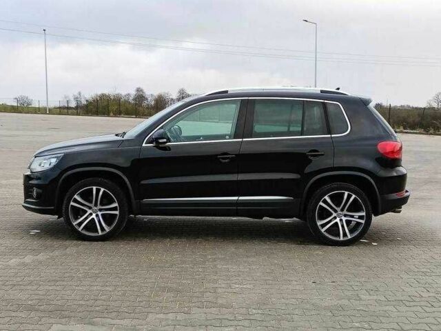 Чорний Фольксваген Тігуан, об'ємом двигуна 2 л та пробігом 82 тис. км за 10300 $, фото 5 на Automoto.ua