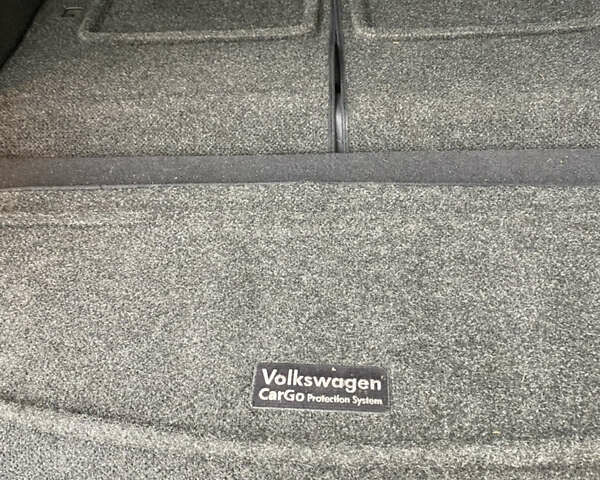 Черный Фольксваген Тигуан, объемом двигателя 1.98 л и пробегом 199 тыс. км за 15850 $, фото 21 на Automoto.ua