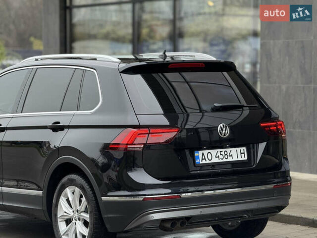Черный Фольксваген Тигуан, объемом двигателя 2 л и пробегом 209 тыс. км за 23800 $, фото 6 на Automoto.ua