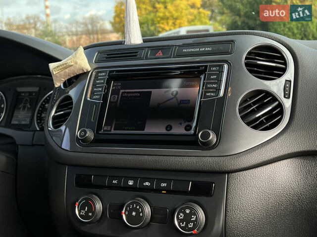 Черный Фольксваген Тигуан, объемом двигателя 1.98 л и пробегом 97 тыс. км за 12500 $, фото 27 на Automoto.ua