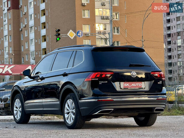 Черный Фольксваген Тигуан, объемом двигателя 1.98 л и пробегом 81 тыс. км за 21500 $, фото 76 на Automoto.ua