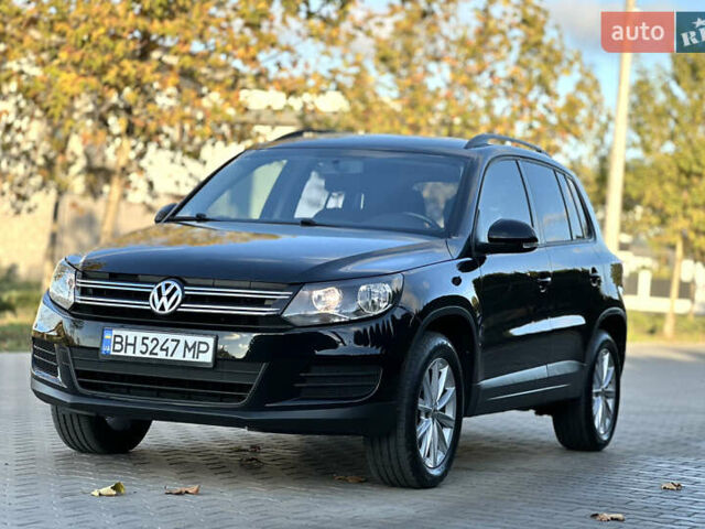 Черный Фольксваген Тигуан, объемом двигателя 2 л и пробегом 100 тыс. км за 14200 $, фото 17 на Automoto.ua