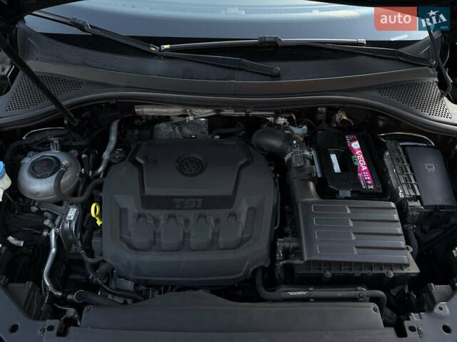 Черный Фольксваген Тигуан, объемом двигателя 1.98 л и пробегом 145 тыс. км за 19200 $, фото 32 на Automoto.ua