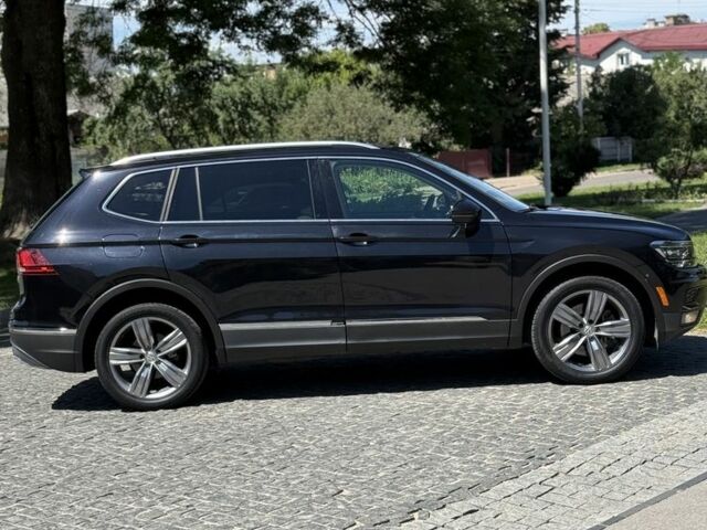 Черный Фольксваген Тигуан, объемом двигателя 2 л и пробегом 145 тыс. км за 19700 $, фото 5 на Automoto.ua