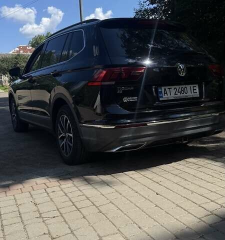 Черный Фольксваген Тигуан, объемом двигателя 1.98 л и пробегом 175 тыс. км за 17500 $, фото 3 на Automoto.ua