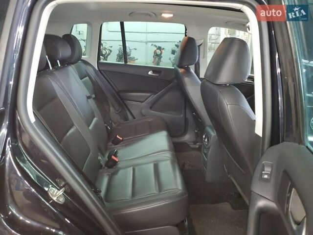 Черный Фольксваген Тигуан, объемом двигателя 0 л и пробегом 144 тыс. км за 10300 $, фото 9 на Automoto.ua