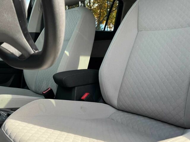 Чорний Фольксваген Тігуан, об'ємом двигуна 2 л та пробігом 42 тис. км за 17000 $, фото 18 на Automoto.ua