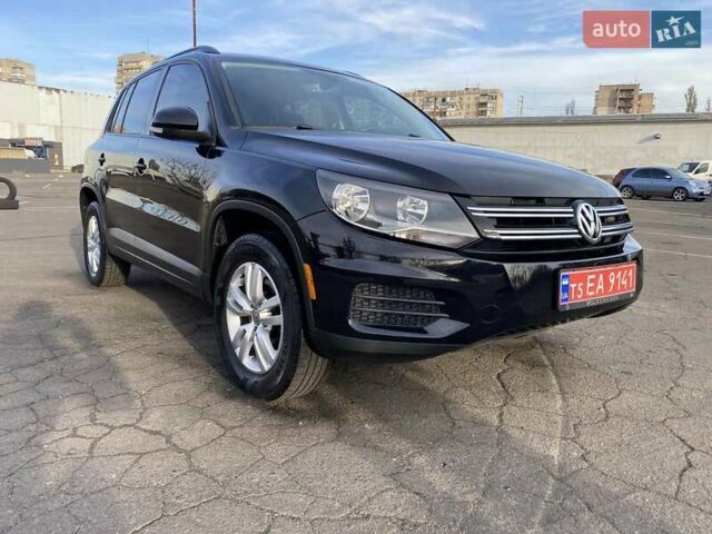 Черный Фольксваген Тигуан, объемом двигателя 2 л и пробегом 188 тыс. км за 14500 $, фото 4 на Automoto.ua