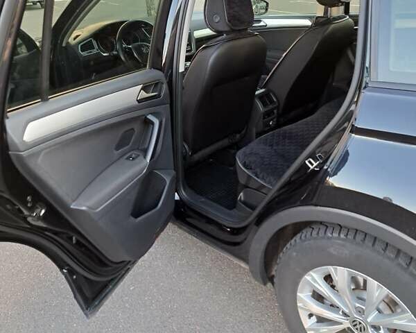 Черный Фольксваген Тигуан, объемом двигателя 1.98 л и пробегом 177 тыс. км за 20500 $, фото 34 на Automoto.ua