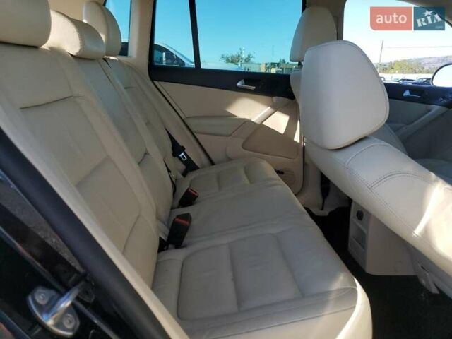 Черный Фольксваген Тигуан, объемом двигателя 2 л и пробегом 80 тыс. км за 1100 $, фото 10 на Automoto.ua