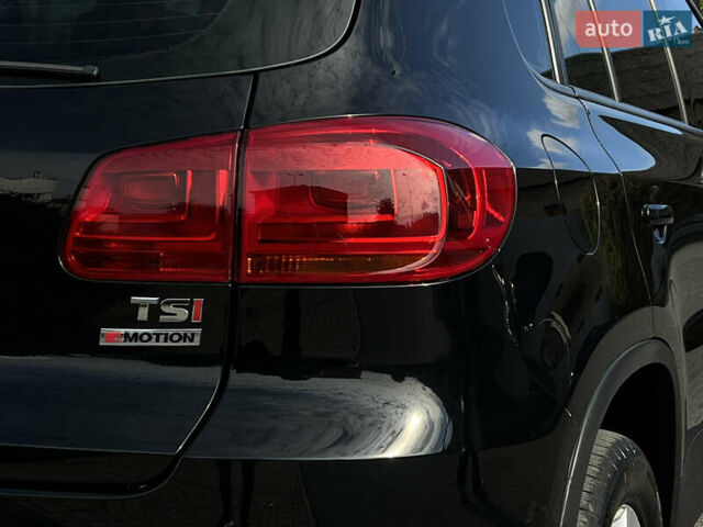 Черный Фольксваген Тигуан, объемом двигателя 1.98 л и пробегом 97 тыс. км за 12500 $, фото 12 на Automoto.ua