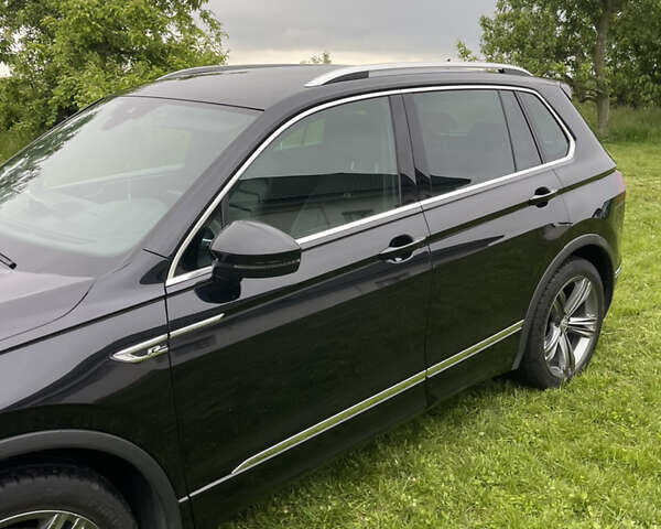 Черный Фольксваген Тигуан, объемом двигателя 1.98 л и пробегом 215 тыс. км за 26855 $, фото 18 на Automoto.ua