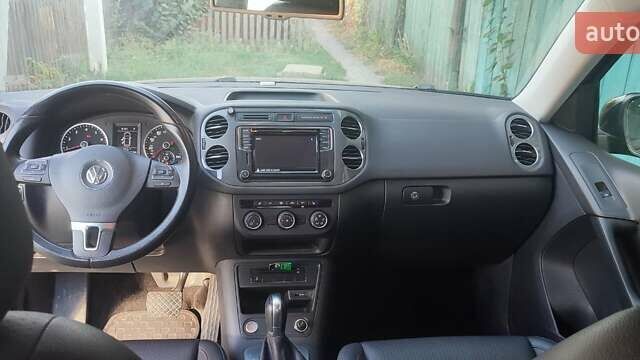 Черный Фольксваген Тигуан, объемом двигателя 1.98 л и пробегом 66 тыс. км за 16500 $, фото 4 на Automoto.ua