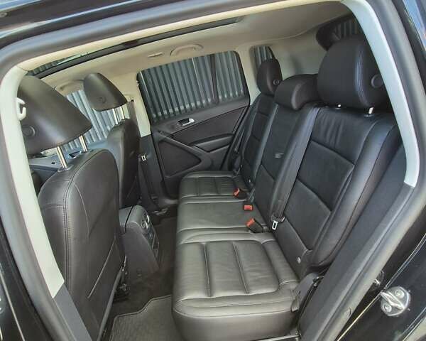 Чорний Фольксваген Тігуан, об'ємом двигуна 1.98 л та пробігом 117 тис. км за 17890 $, фото 51 на Automoto.ua